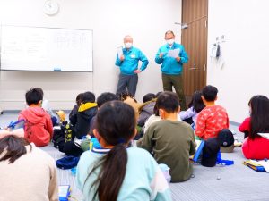 甲府青果 山梨 青果 仲卸 甲府 山梨 地元 野菜 果物 小学生 社会科見学 会社見学